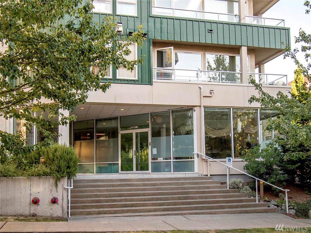 4528 8th Ave - Photo 1