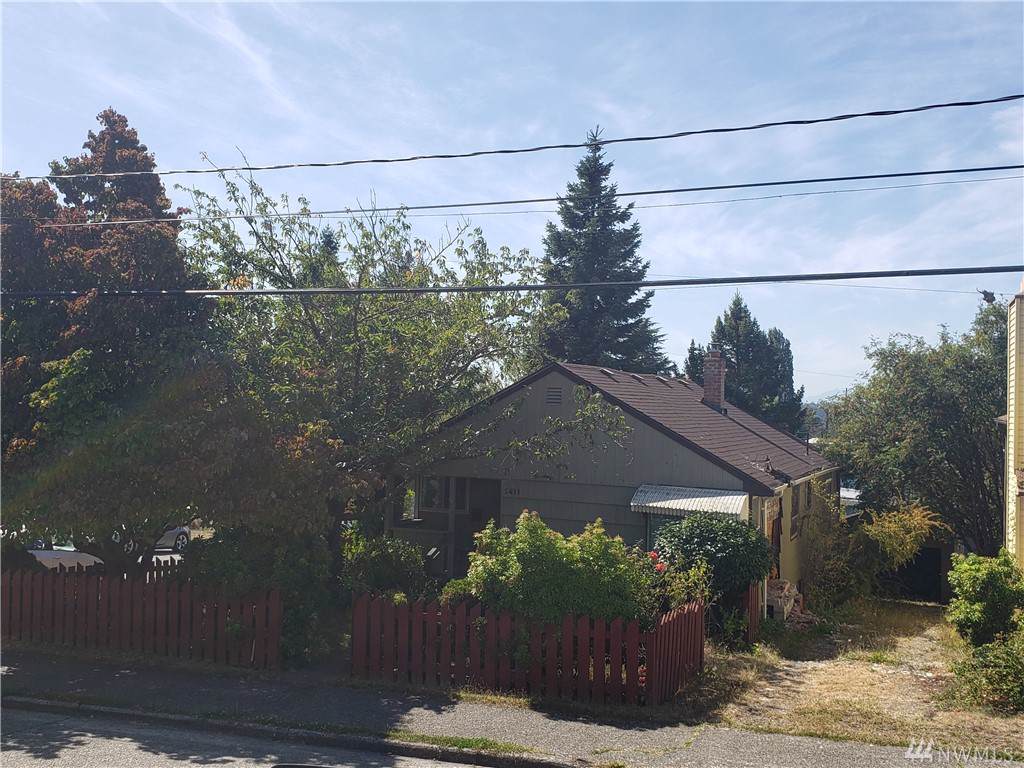 5411 23rd Ave - Photo 1