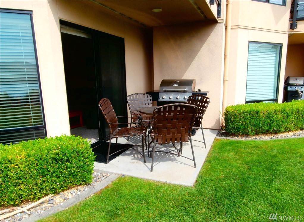 100 Lake Chelan Shores Dr - Photo 1