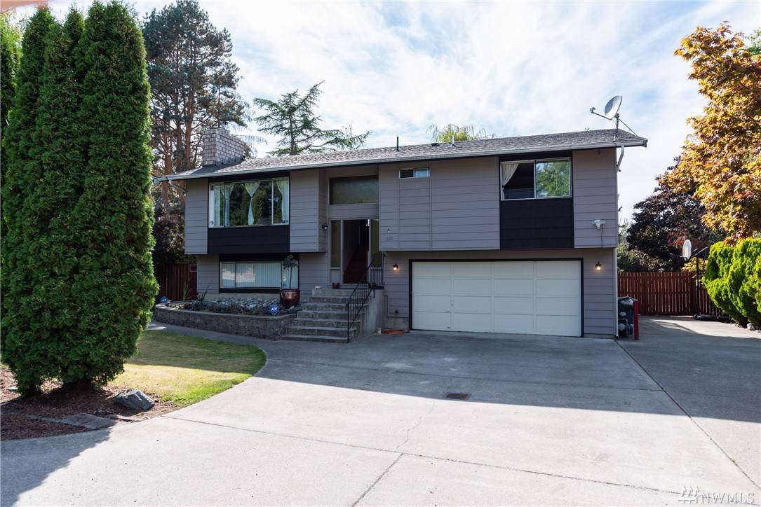 301 Manito Dr - Photo 1