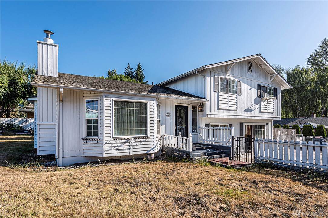 1110 Hemlock St - Photo 1
