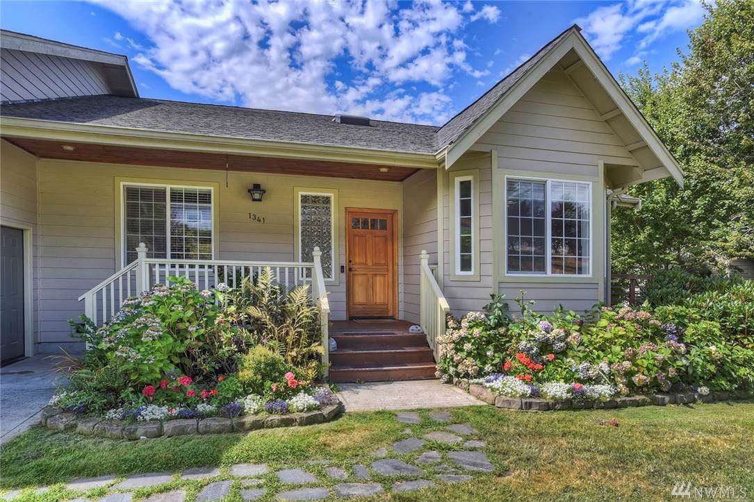 1341 Salt Point Place - Photo 1