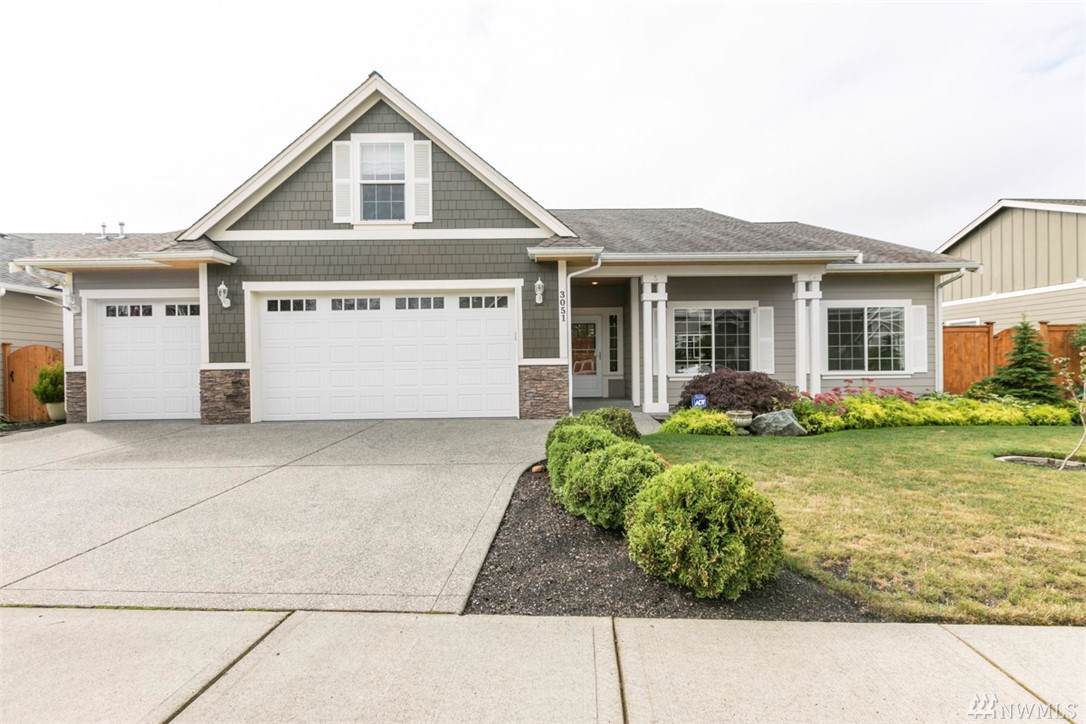 3051 Pine Creek Dr - Photo 1