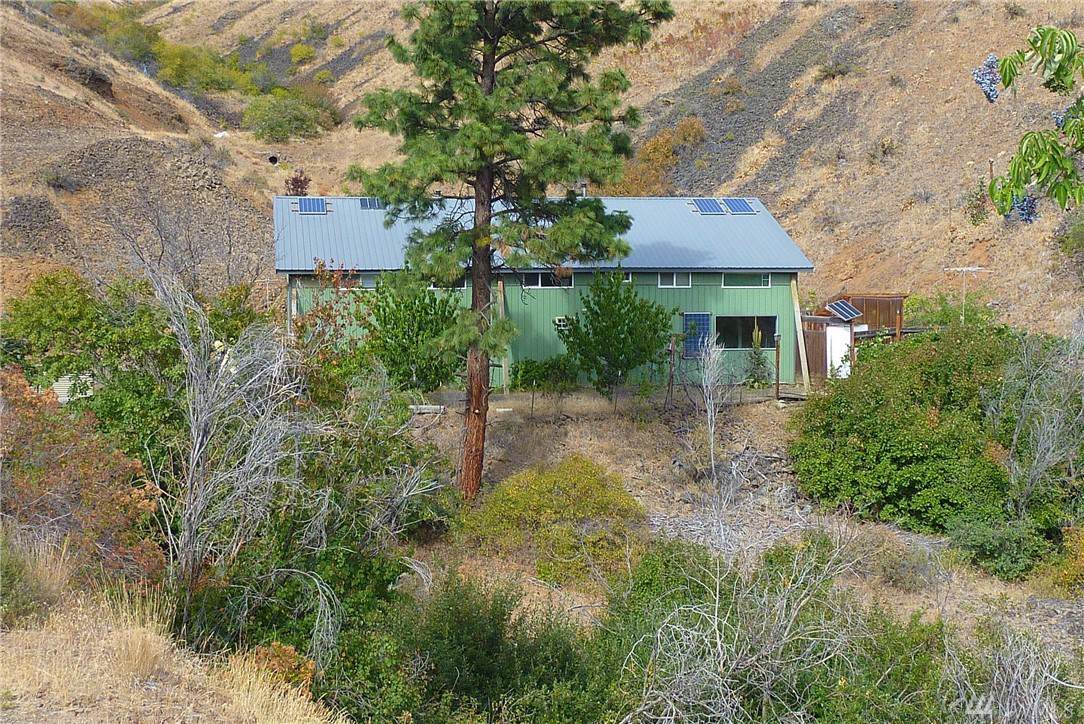1761 Sun East Rd - Photo 1