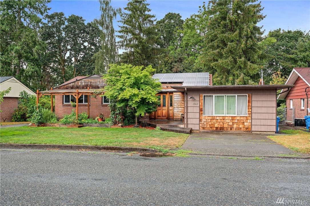 1542 Snively - Photo 1