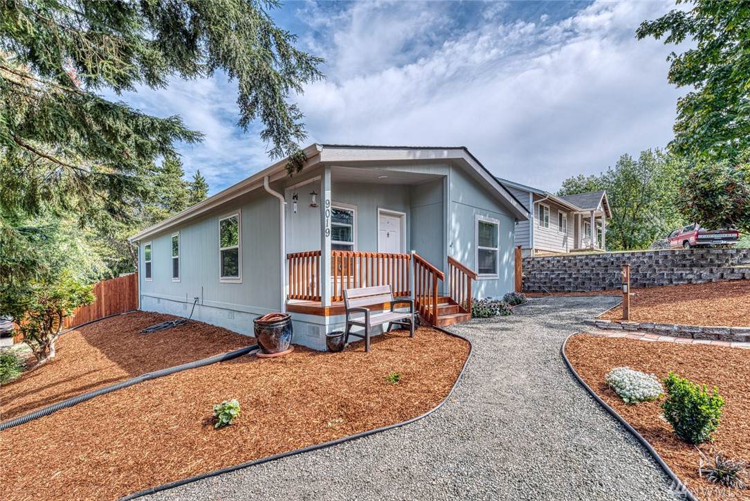 9019 144th St Ct - Photo 1