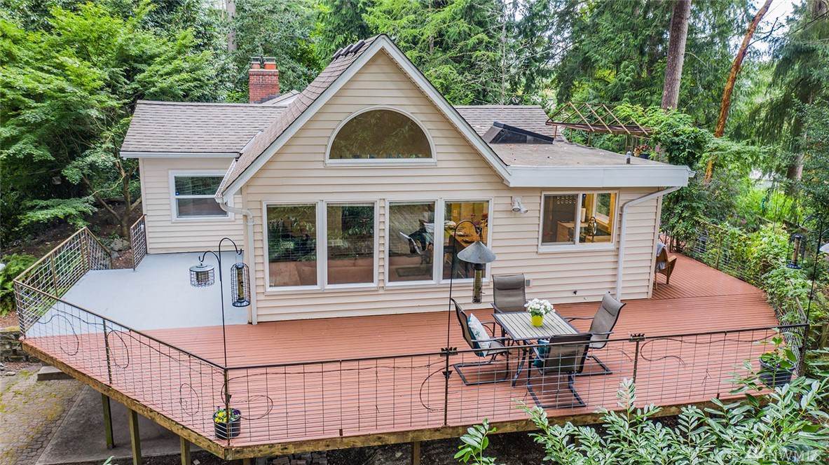3209 167TH STREET - Photo 1