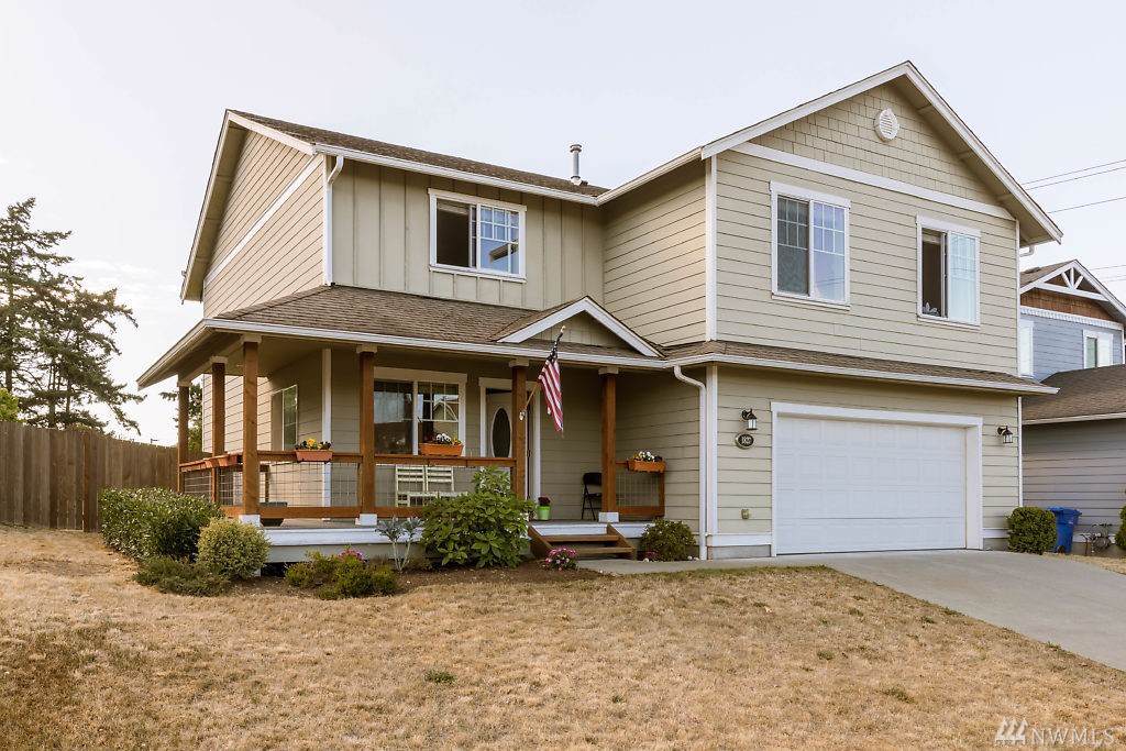 1827 Olive St - Photo 1
