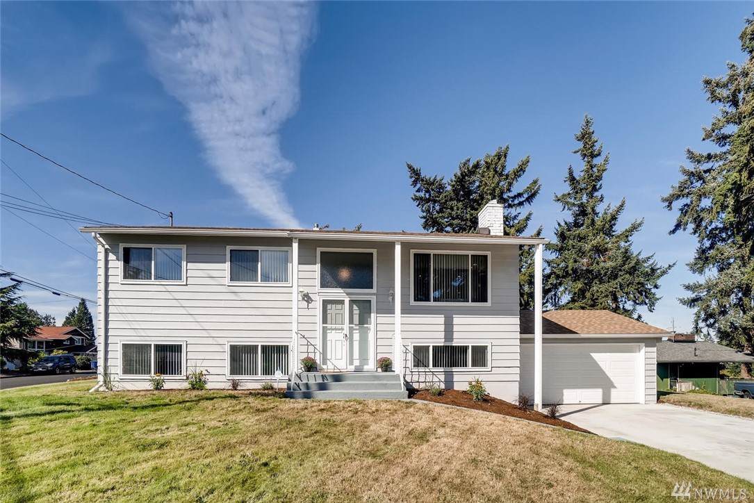 502 145th St - Photo 1