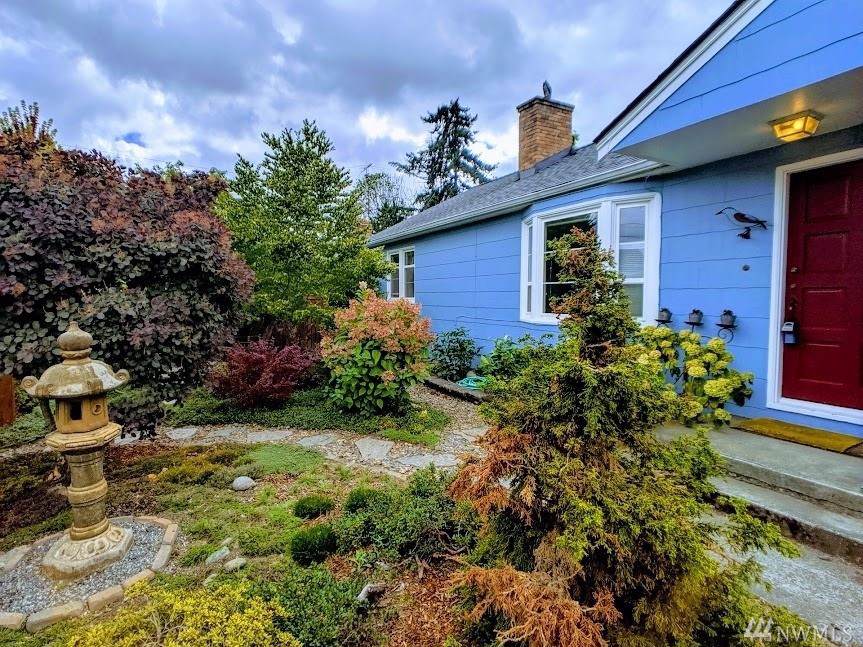 4207 Willow St - Photo 1
