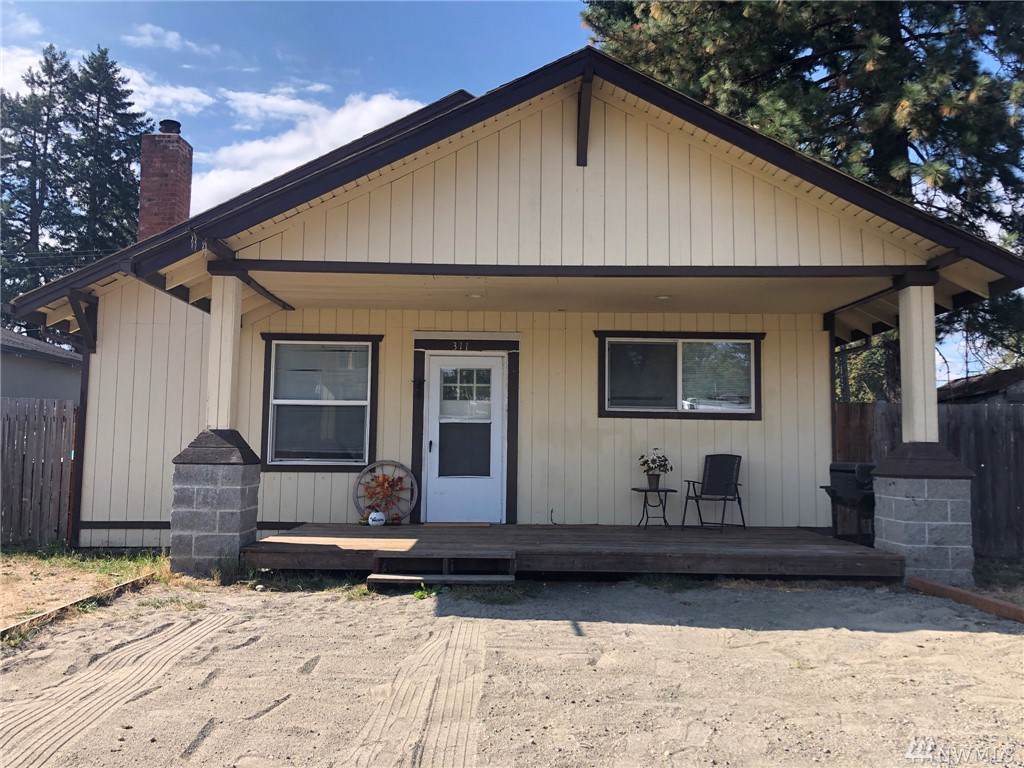 311 Warren St - Photo 1