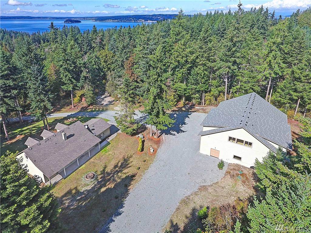 633 Salal Hill Lane - Photo 1