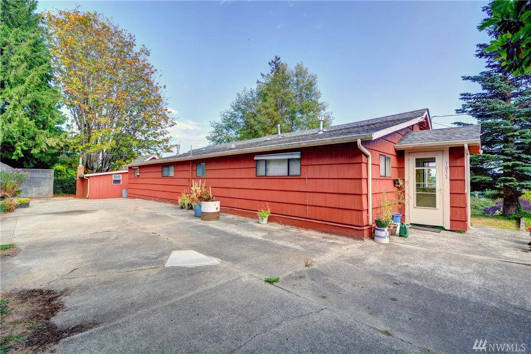 1033 Temple Drive - Photo 1