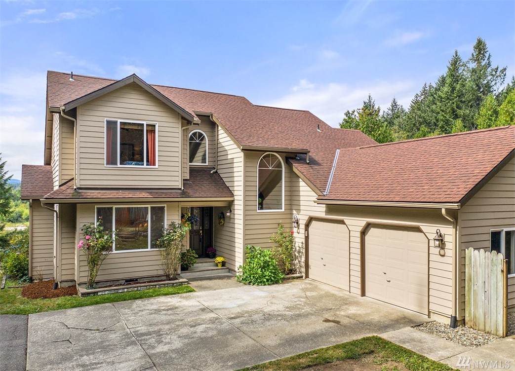 391 Hudson Rd - Photo 1