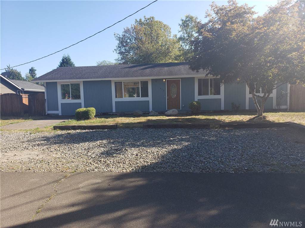 513 Maple St - Photo 1