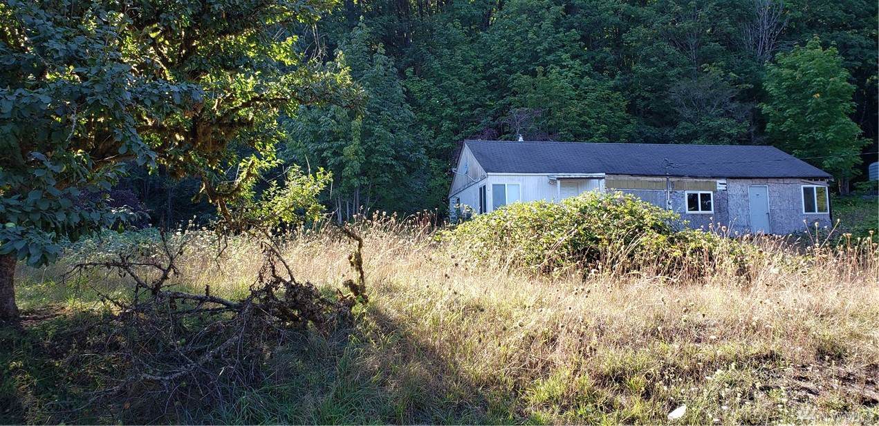 221 Archie Ave - Photo 1