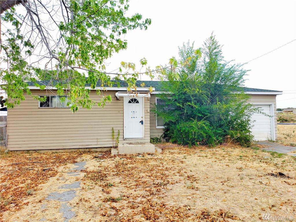 822 Woodland St - Photo 1