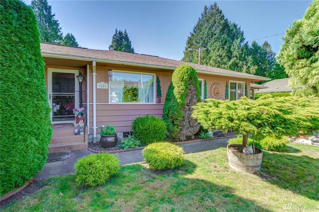3207 Meridian St - Photo 1