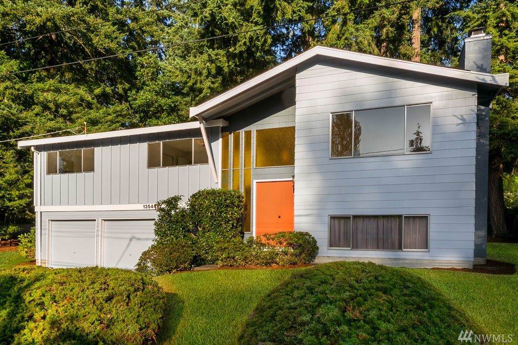 13544 28th Ave - Photo 1