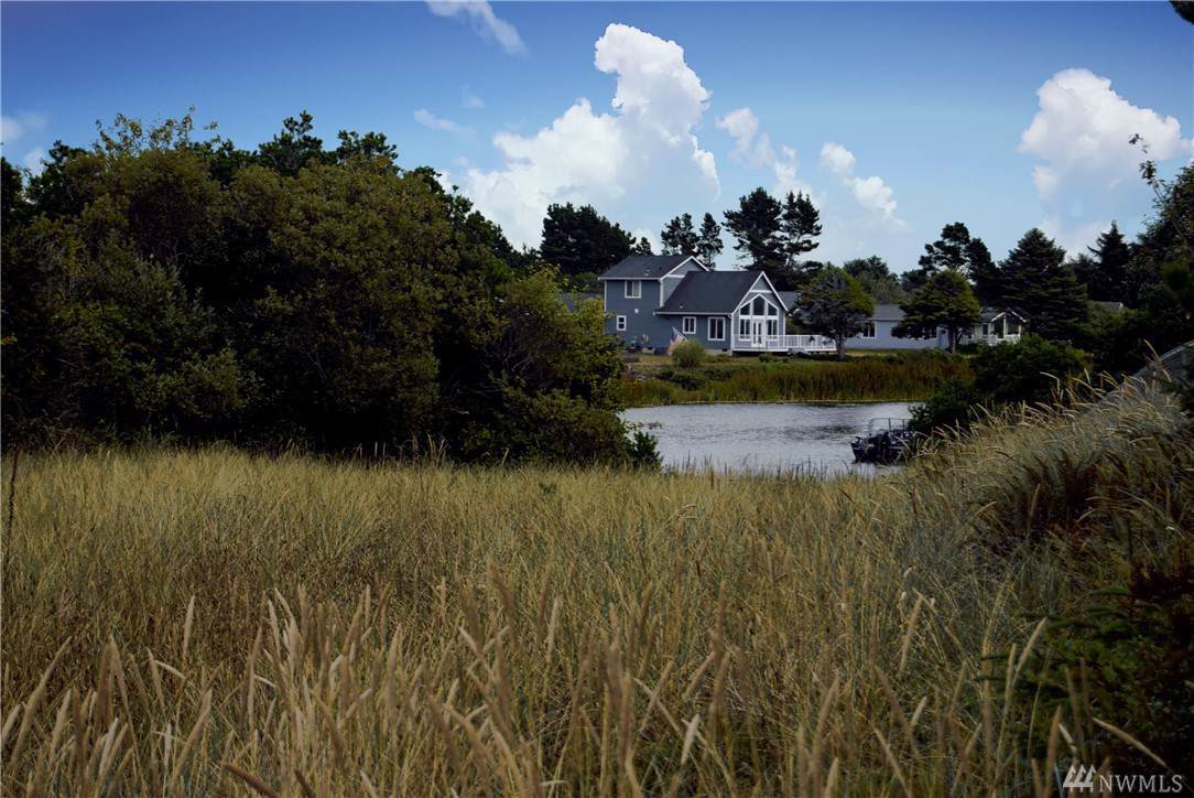 305 Razor Clam Dr - Photo 1