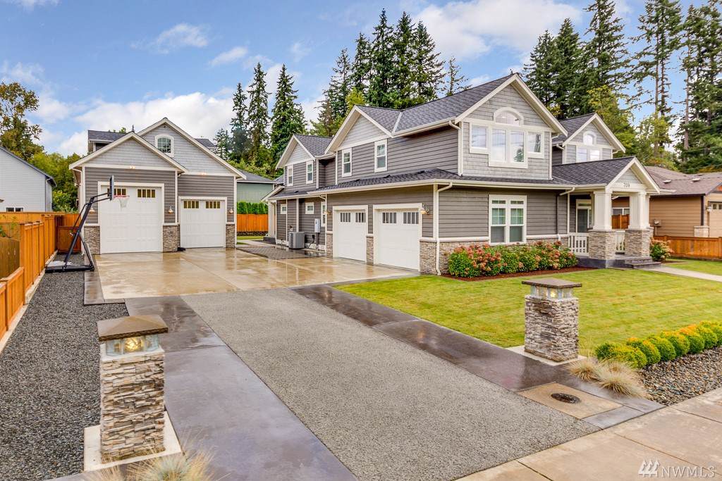 709 183 St - Photo 1
