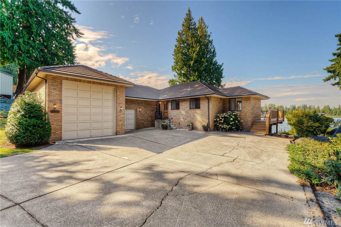 20824 60th St - Photo 1