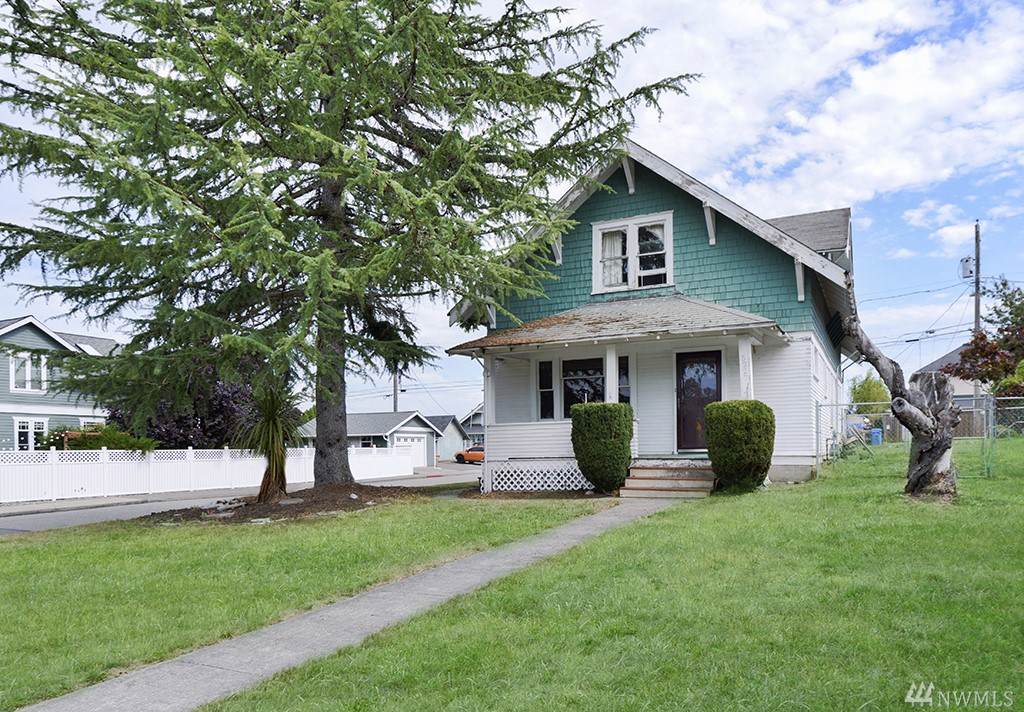 5227 Winnifred St - Photo 1