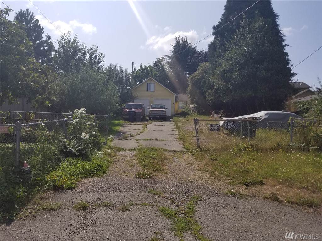 16728 Larch Wy - Photo 1