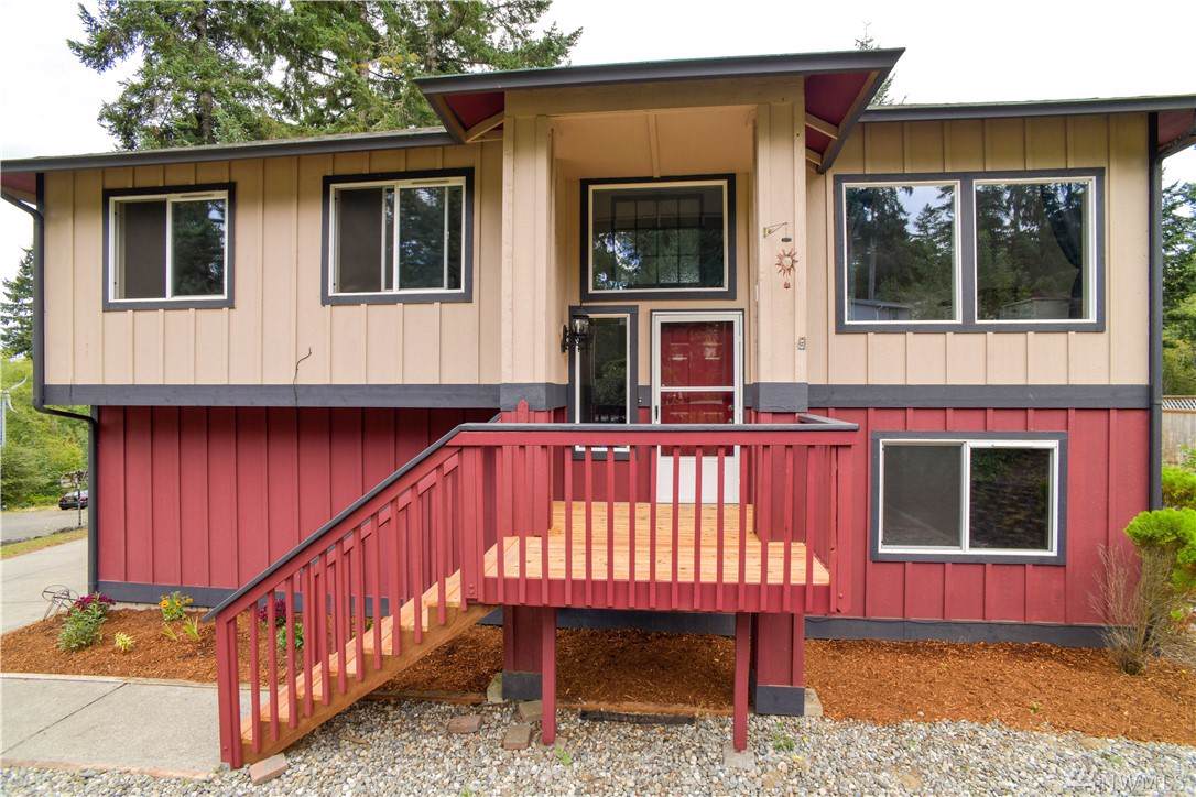 431 Larson Blvd - Photo 1