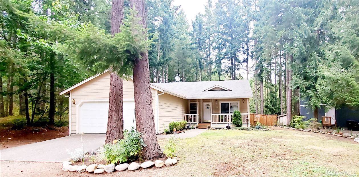 22418 Bluewater Dr - Photo 1