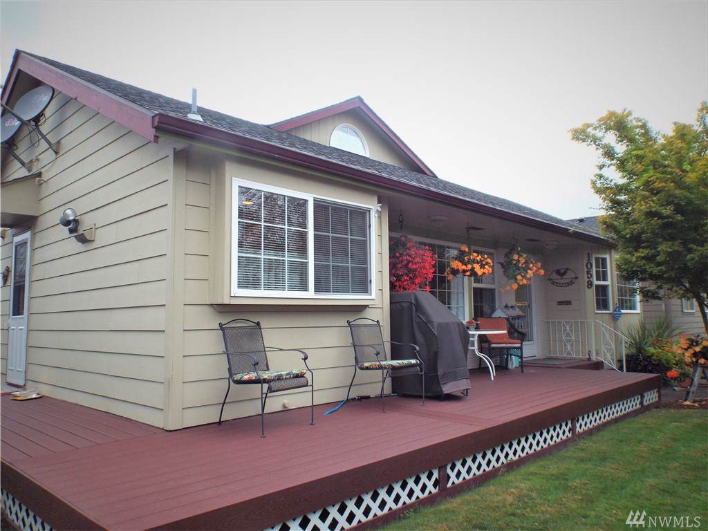 1059 19th Ave - Photo 1