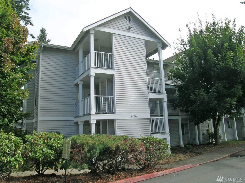 2709 Maplewood - Photo 1