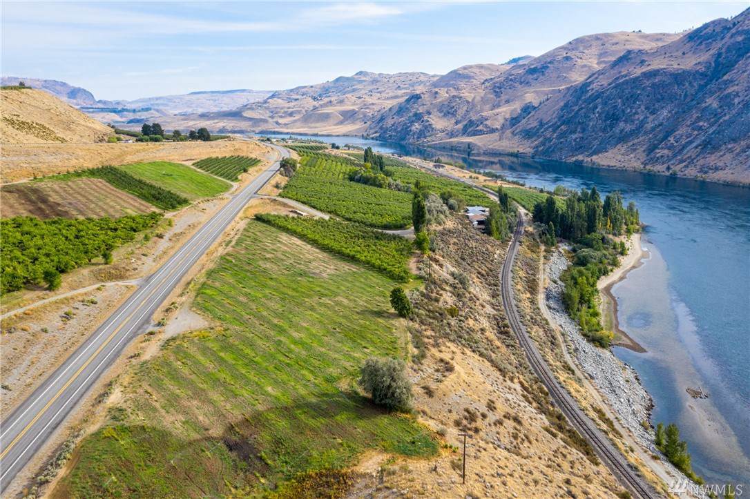 355 Hwy 97 - Photo 1