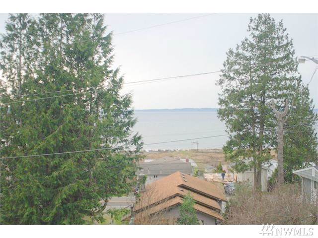 281 Maple St - Photo 1