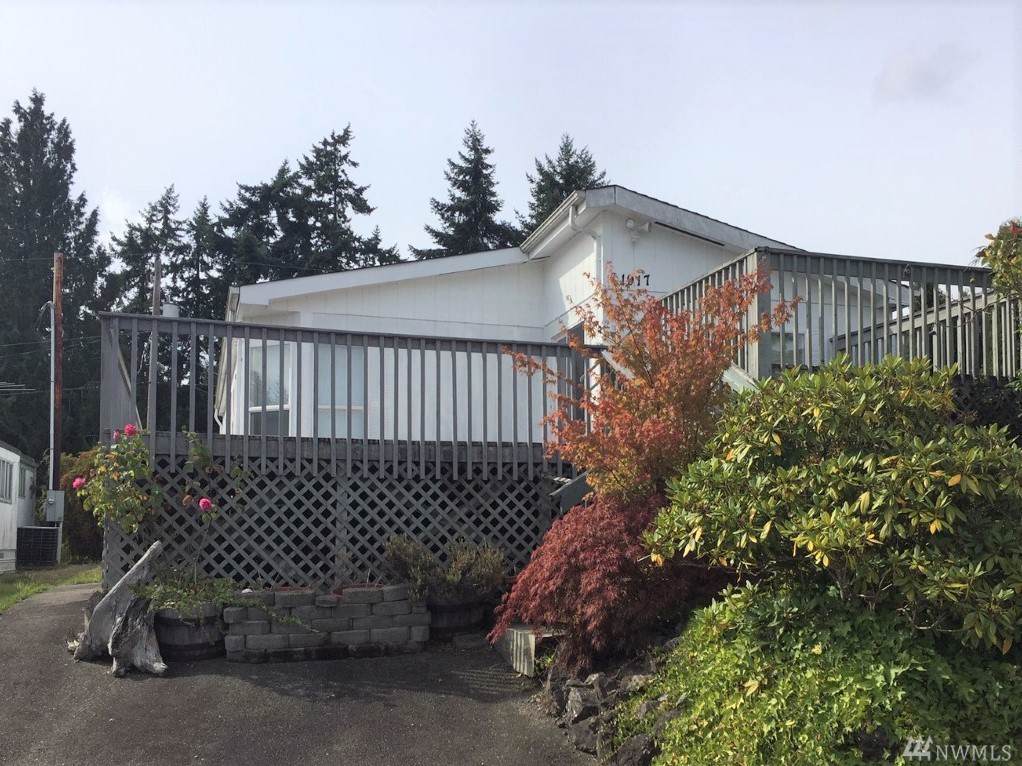 1917 2nd Ave - Photo 1
