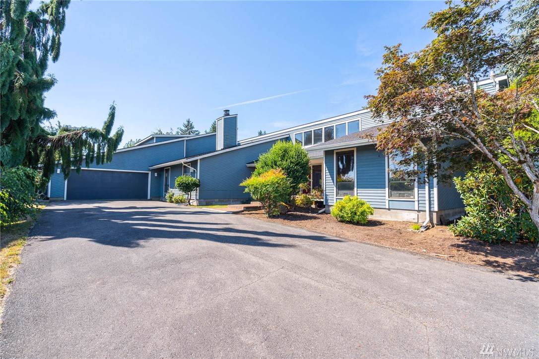 1309 Airport Rd - Photo 1