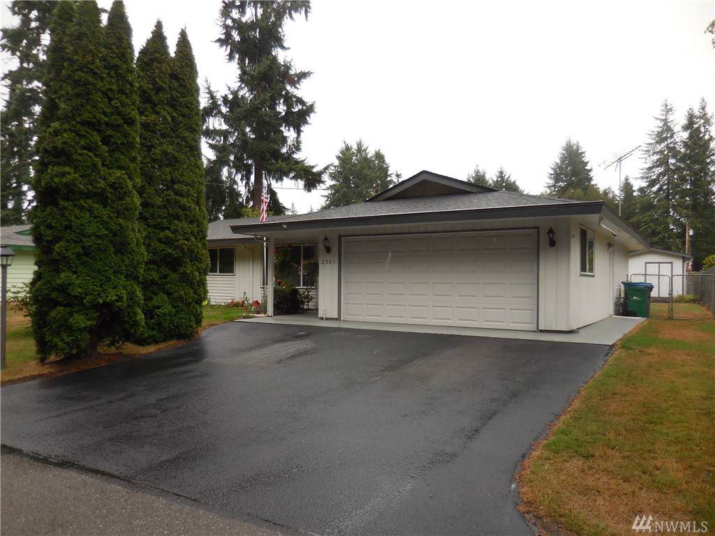 2501 Jackson Ave - Photo 1