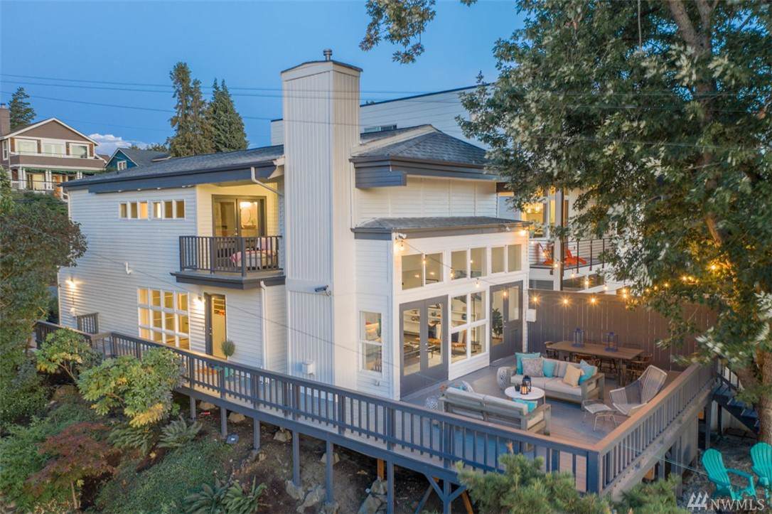 1701 30th Ave - Photo 1