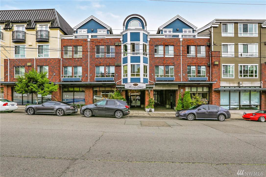 812 5th Ave - Photo 1