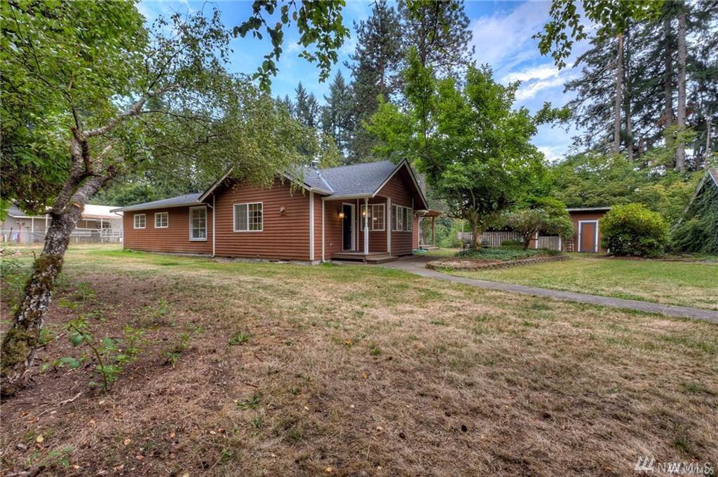 25053 200th St - Photo 1