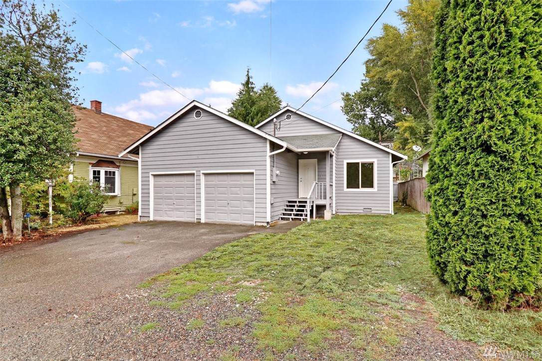 1014 Director St - Photo 1