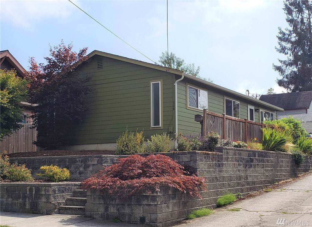 608 Gladstone St - Photo 1