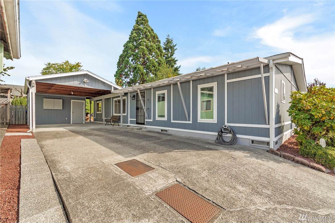 1813 75th St - Photo 1