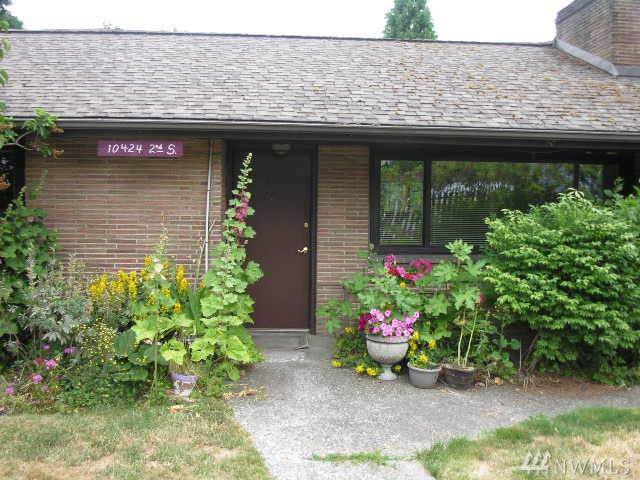 10424 2nd Ave - Photo 1