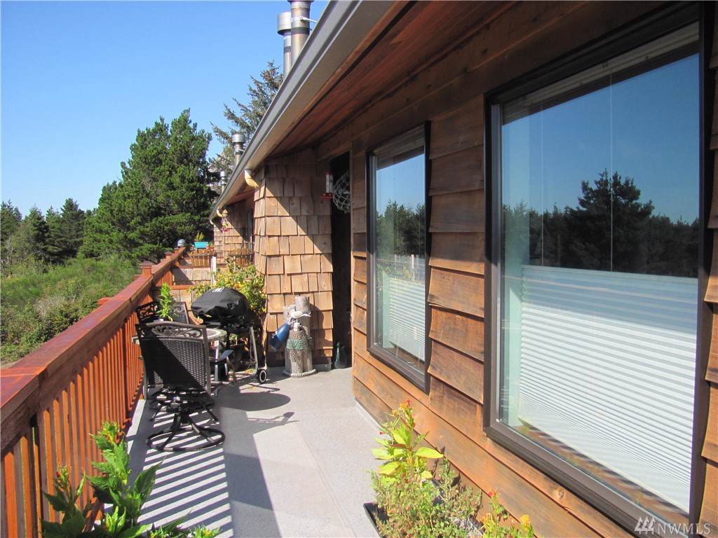 2855 Forrest St - Photo 1
