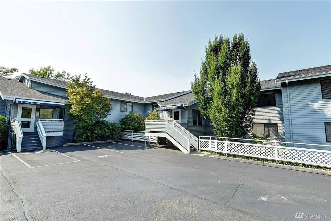 1224 6th Ave - Photo 1