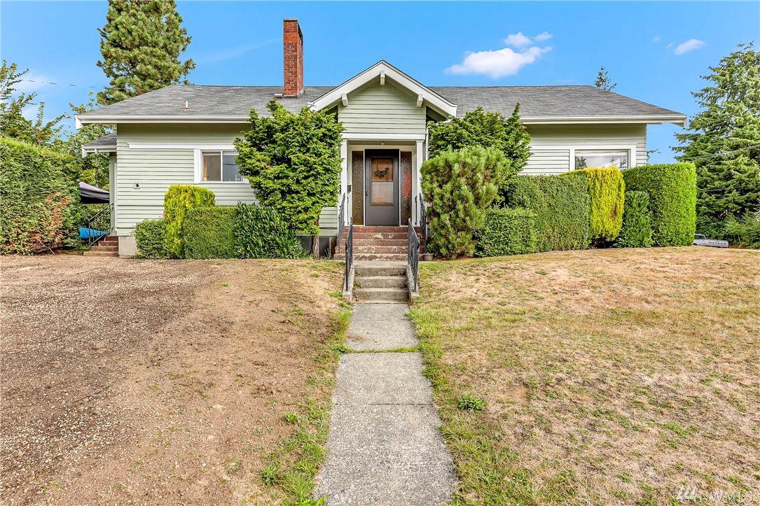 2901 Ellis St - Photo 1