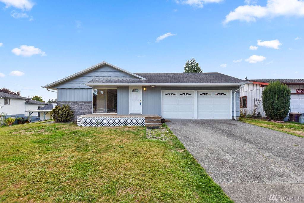 2535 Pacific Wy - Photo 1