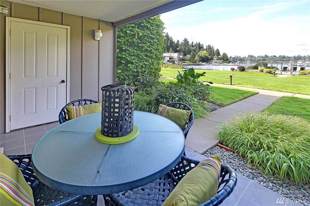 363 101st Ave - Photo 1
