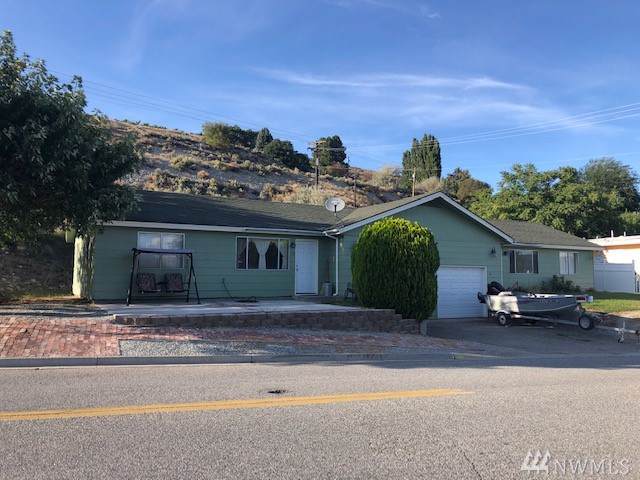 112 Hospital Way - Photo 1